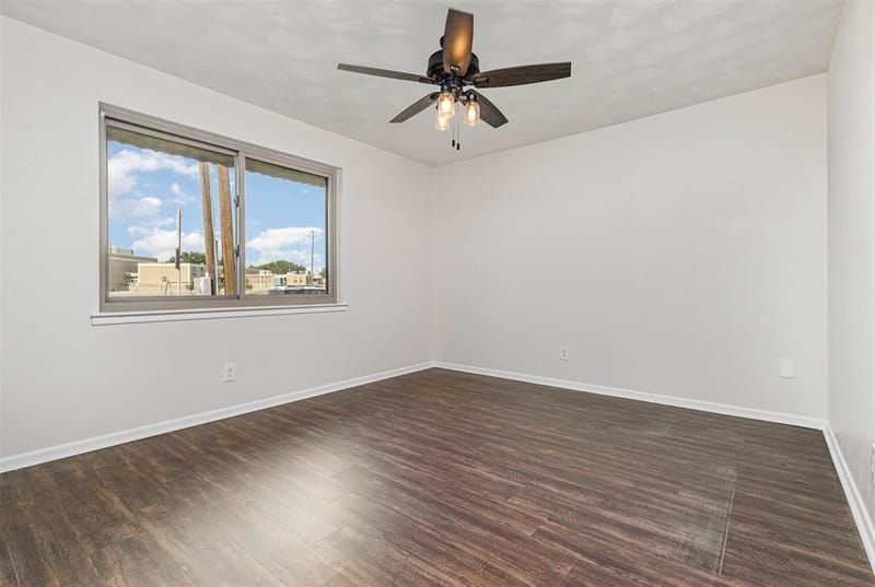 2640 Lakeland Drive, Dallas TX 75228 - Photo 24