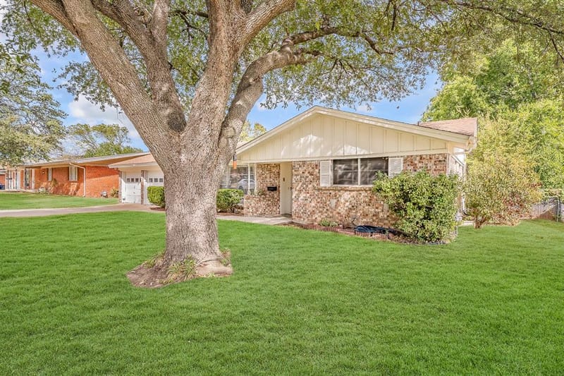 4001 Reagan Drive, Fort Worth TX 76116 - Photo 7