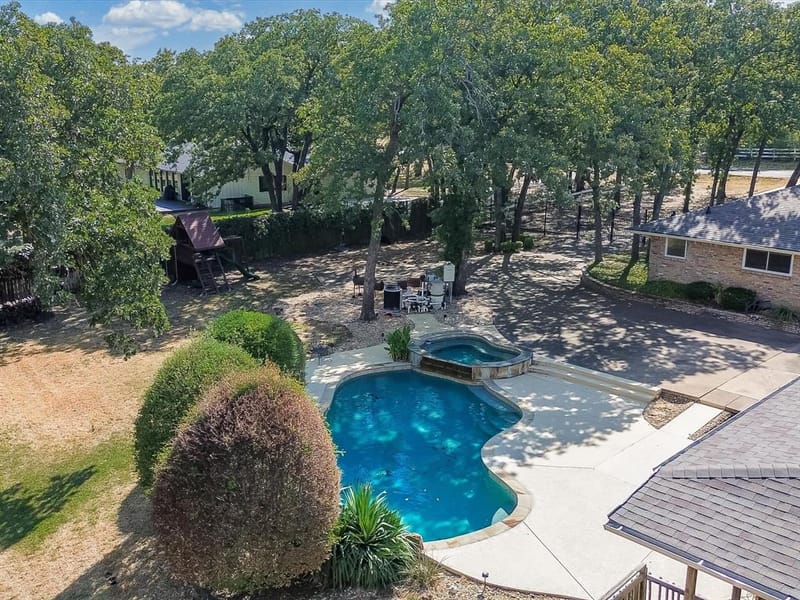 805 Belinda Drive, Keller TX 76248 - Photo 4