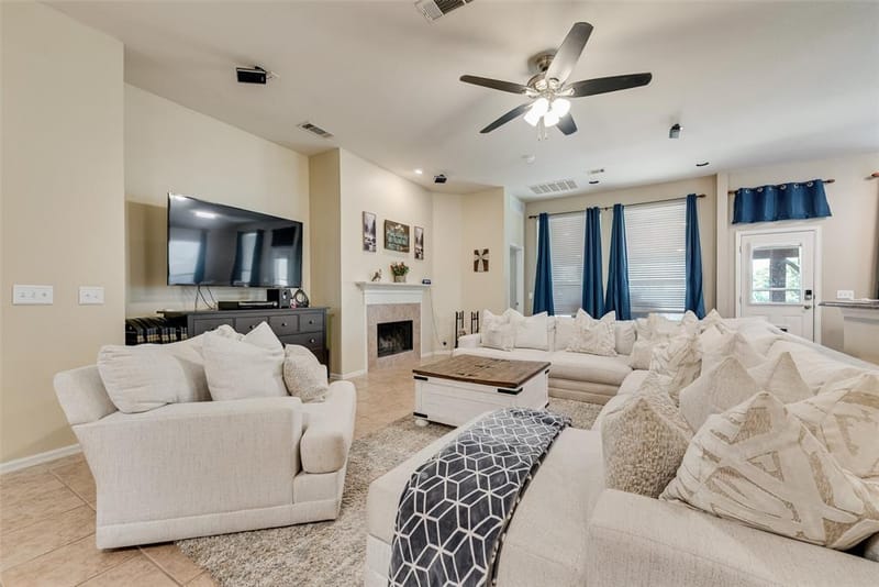 910 Elk Horn Drive, Midlothian TX 76065 - Photo 7