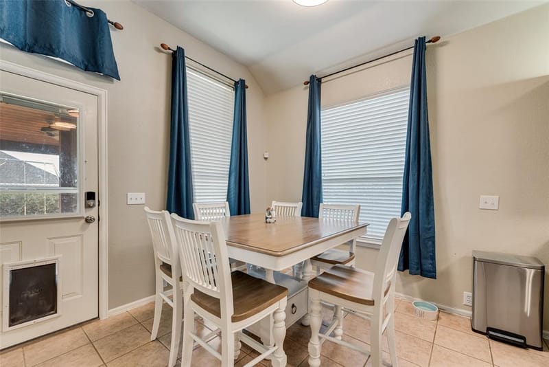 910 Elk Horn Drive, Midlothian TX 76065 - Photo 9