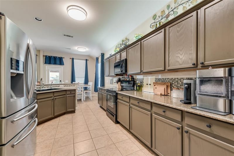 910 Elk Horn Drive, Midlothian TX 76065 - Photo 18