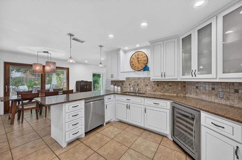 3614 Lake Pontchartrain Drive, Arlington TX 76016 - Photo 9