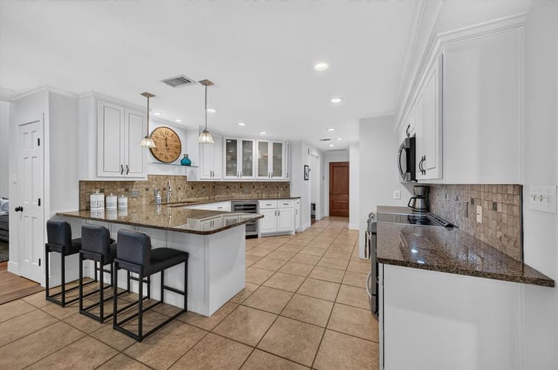 3614 Lake Pontchartrain Drive, Arlington TX 76016 - Photo 10