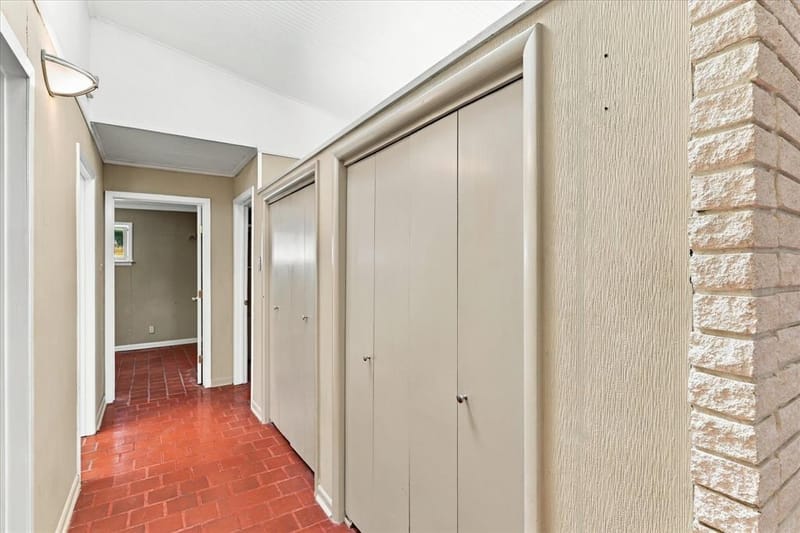 800 Briarwood Boulevard, Arlington TX 76013 - Photo 20