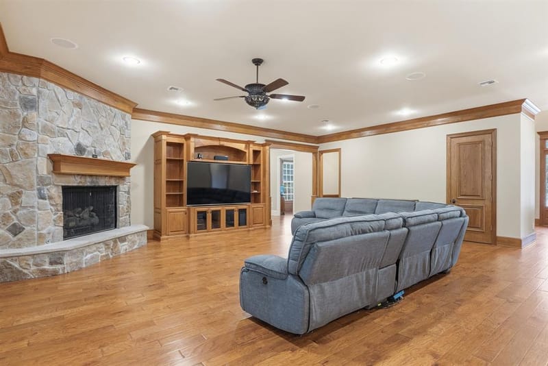 3814 Brighton Creek Circle, Tyler TX 75707 - Photo 9
