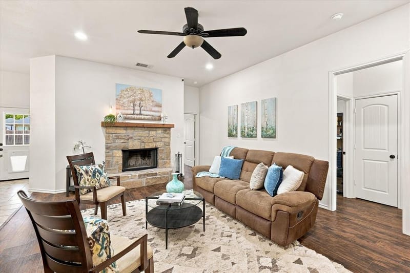 236 Firefly Drive, Springtown TX 76082