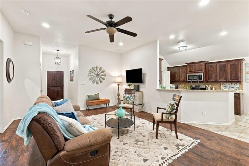 236 Firefly Drive, Springtown TX 76082 - Photo 5