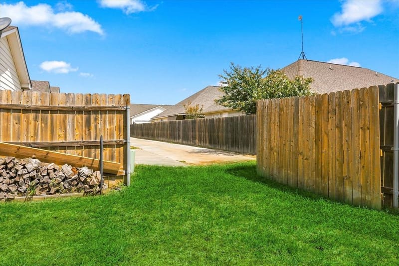 236 Firefly Drive, Springtown TX 76082 - Photo 21