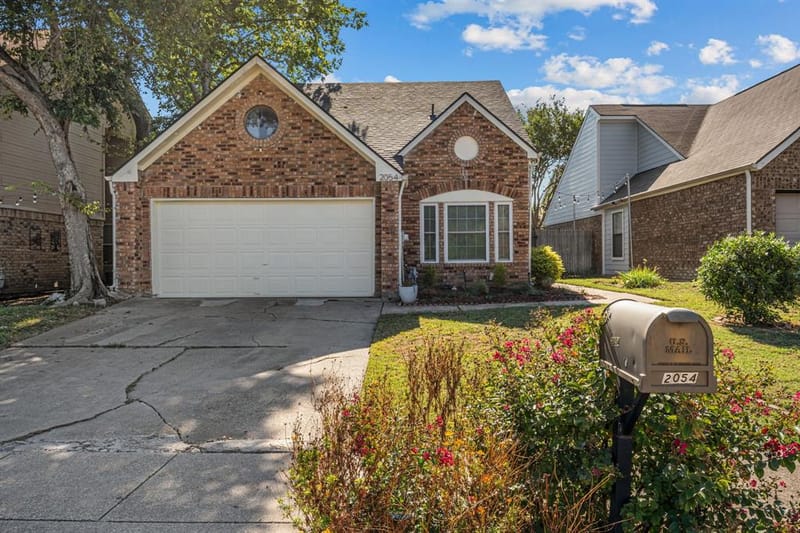 2054 Wanderlust Drive, Lewisville TX 75067