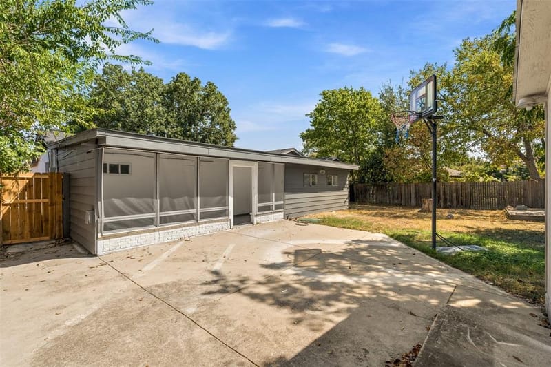 2508 Syracuse Drive, Irving TX 75062 - Photo 38