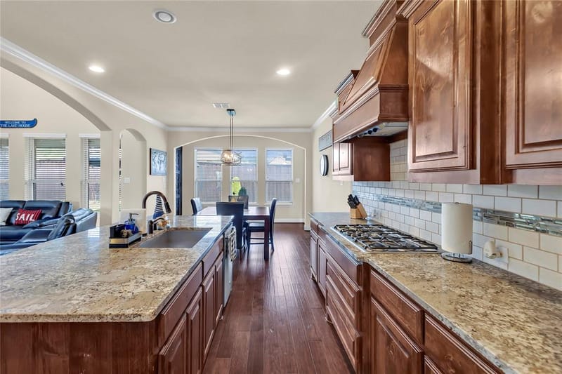 9810 Clubhouse Circle, Rowlett TX 75089 - Photo 11