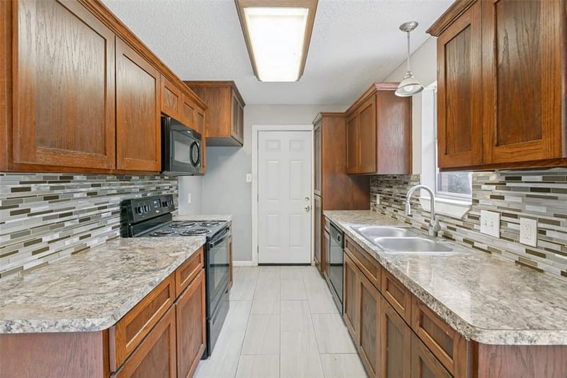 321 Christie Avenue, Everman TX 76140 - Photo 2
