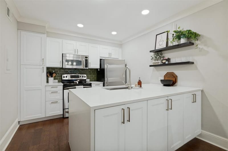 5934 Sandhurst Lane # 208, Dallas TX 75206 - Photo 5