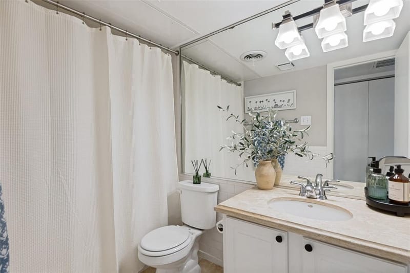 5934 Sandhurst Lane # 208, Dallas TX 75206 - Photo 18