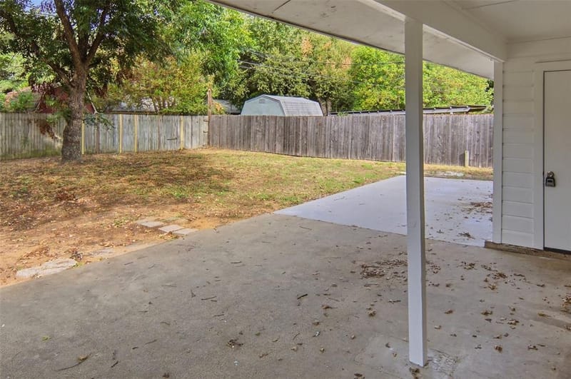 1704 Robin Road, Pantego TX 76013 - Photo 27