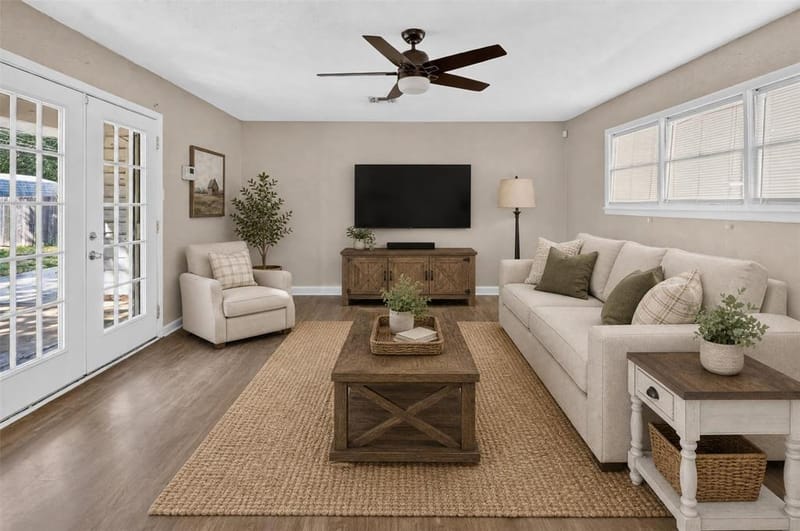 1704 Robin Road, Pantego TX 76013 - Photo 10