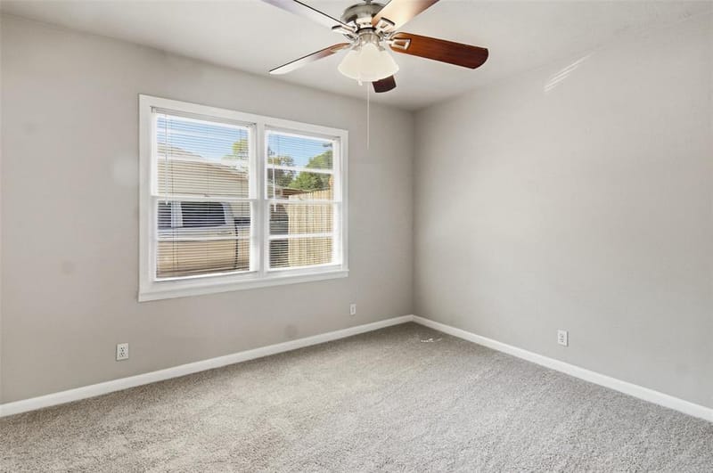 1704 Robin Road, Pantego TX 76013 - Photo 19