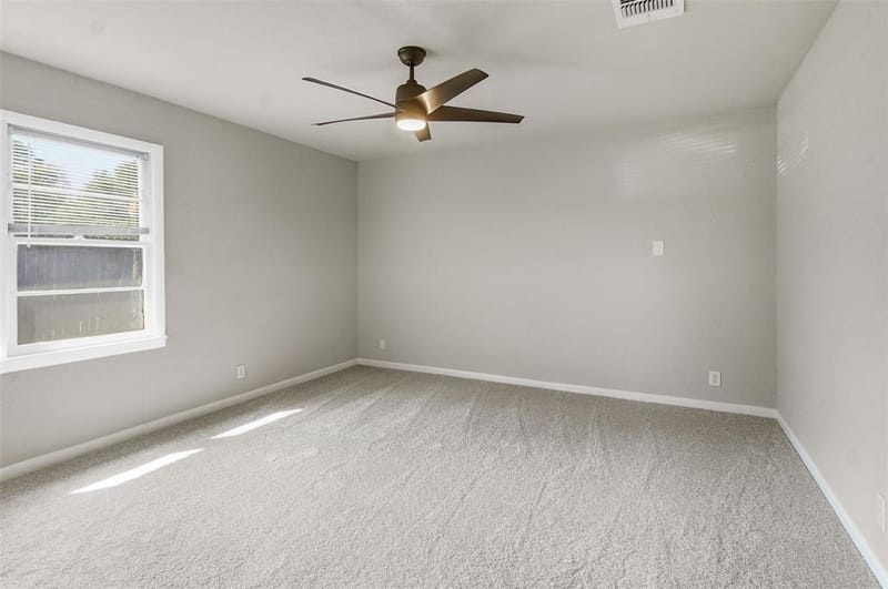 1704 Robin Road, Pantego TX 76013 - Photo 21