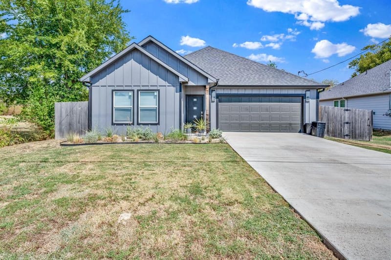 1024 Jackson Street N, Sulphur Springs TX 75482
