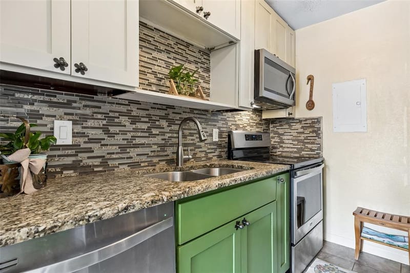 5757 Martel Avenue # A11, Dallas TX 75206 - Photo 12