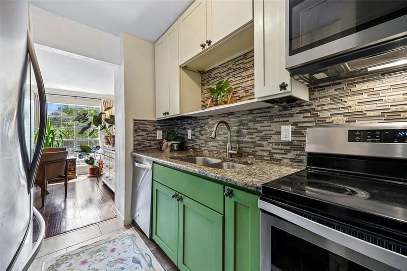 5757 Martel Avenue # A11, Dallas TX 75206 - Photo 14