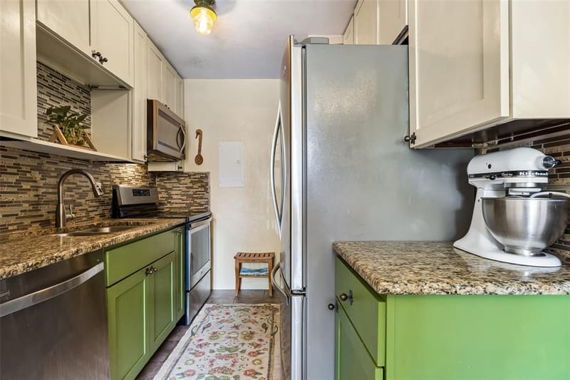 5757 Martel Avenue # A11, Dallas TX 75206 - Photo 11