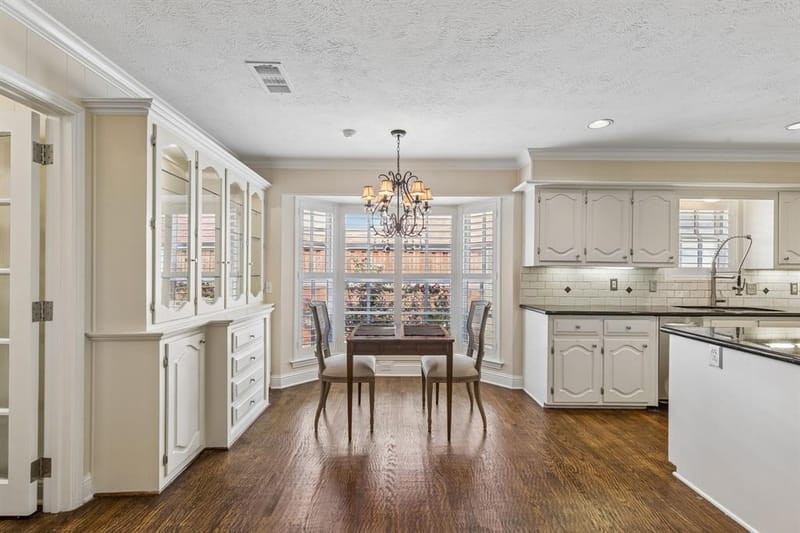 9639 Vista Oaks Drive, Dallas TX 75243 - Photo 13