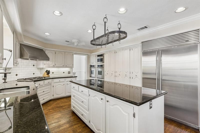 9639 Vista Oaks Drive, Dallas TX 75243 - Photo 12