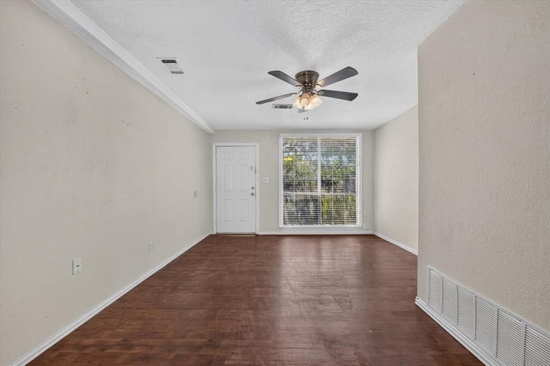 3545 Regal Road, Fort Worth TX 76111 - Photo 7