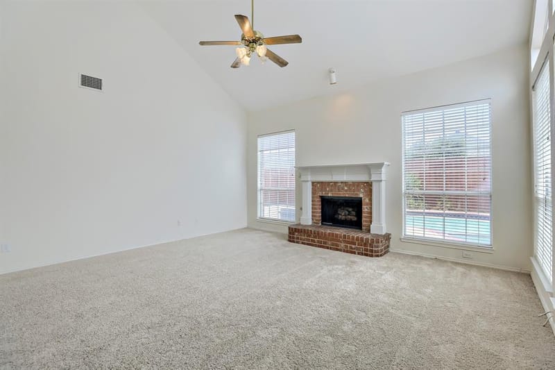 10804 Dry Creek Lane, Frisco TX 75035 - Photo 5