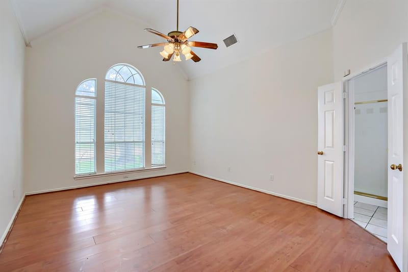 10804 Dry Creek Lane, Frisco TX 75035 - Photo 10