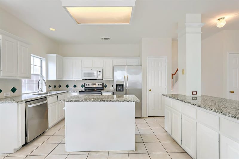 10804 Dry Creek Lane, Frisco TX 75035 - Photo 15