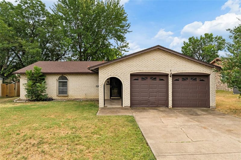 1710 Carla Avenue, Arlington TX 76014