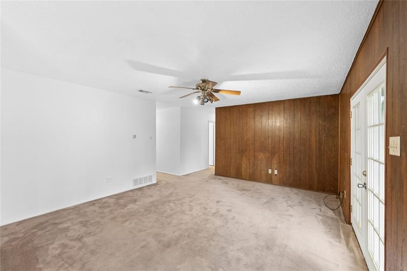 1710 Carla Avenue, Arlington TX 76014 - Photo 9