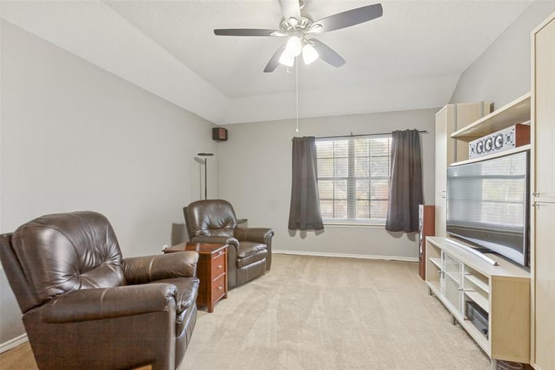 425 Baltusrol Circle, Garland TX 75044 - Photo 22