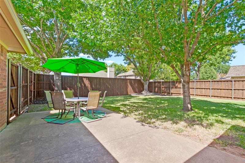 425 Baltusrol Circle, Garland TX 75044 - Photo 24