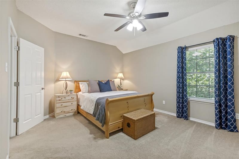 425 Baltusrol Circle, Garland TX 75044 - Photo 19