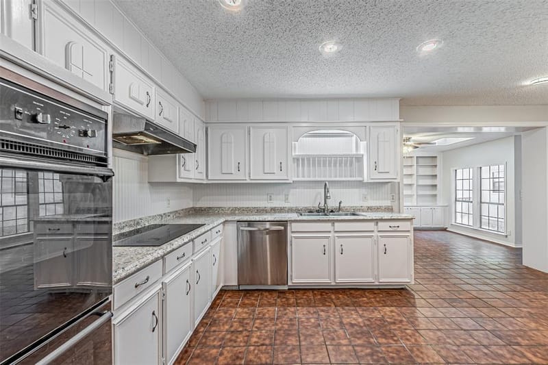 5209 Smokerise Court, Arlington TX 76016 - Photo 13