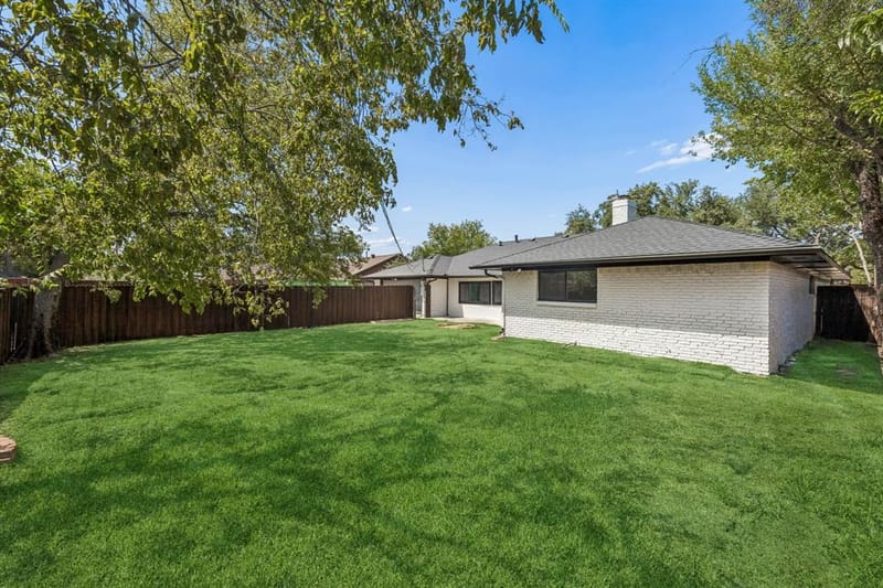 3216 Rotan Lane, Dallas TX 75229 - Photo 24