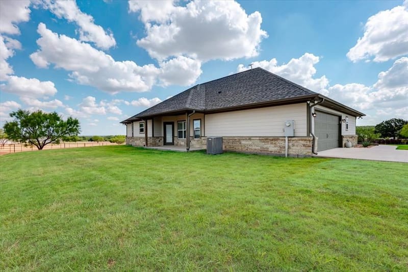 335 Remuda Trail, Stephenville TX 76401 - Photo 33