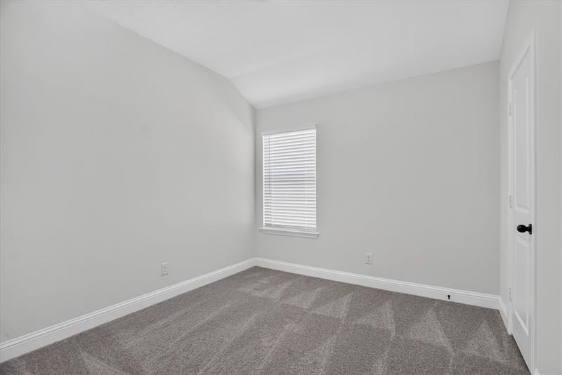 425 Rose Avenue, Cleburne TX 76033 - Photo 15