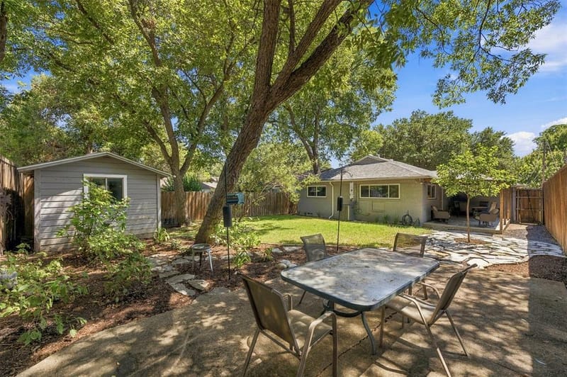 1715 Lansford Avenue, Dallas TX 75224 - Photo 28