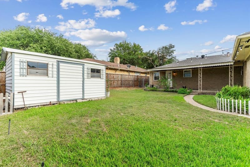 1801 Clear Point Drive, Garland TX 75041 - Photo 36
