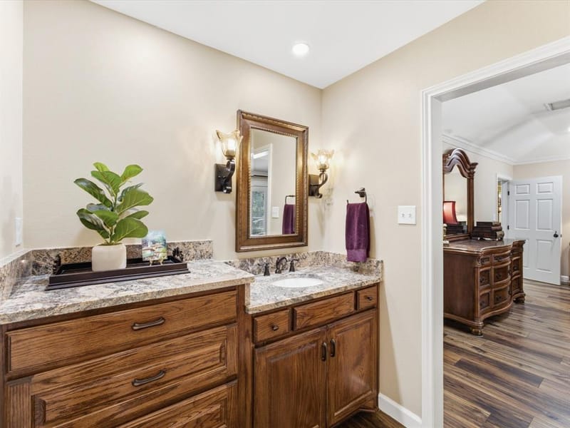 5008 Kemble Street, Fort Worth TX 76103 - Photo 11
