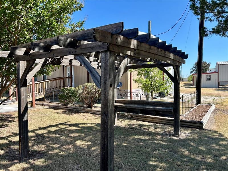 166 Holiday Rambler Drive, Whitney TX 76692 - Photo 27