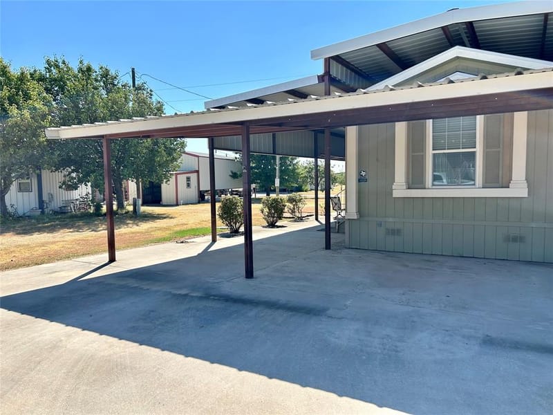 166 Holiday Rambler Drive, Whitney TX 76692 - Photo 25