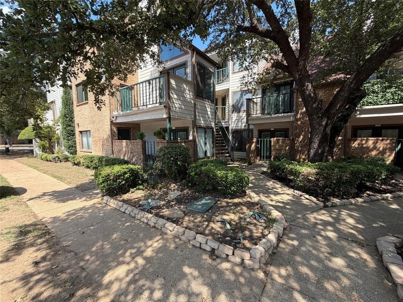 2311 Balsam Drive # H210, Arlington TX 76006