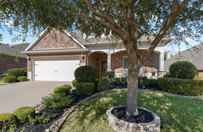 5837 Tuleys Creek Drive, Fort Worth TX 76137