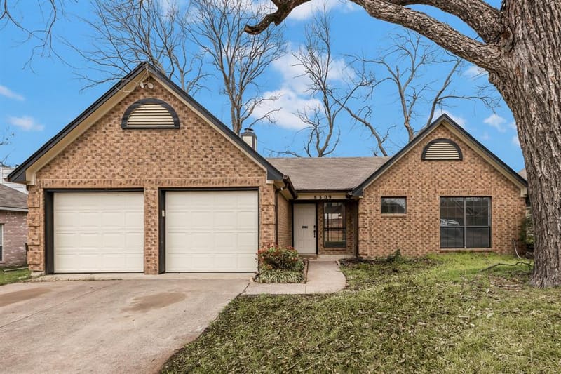 8309 Liberty Lane, Rowlett TX 75089 - Photo 2